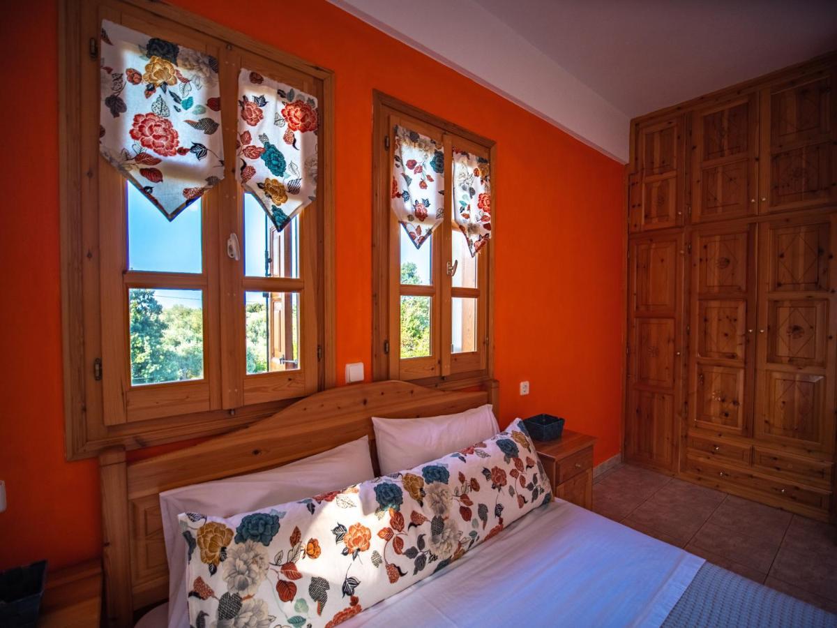 Orange House For Big Families In Damouchari - Delicious Houses Eksteriør bilde