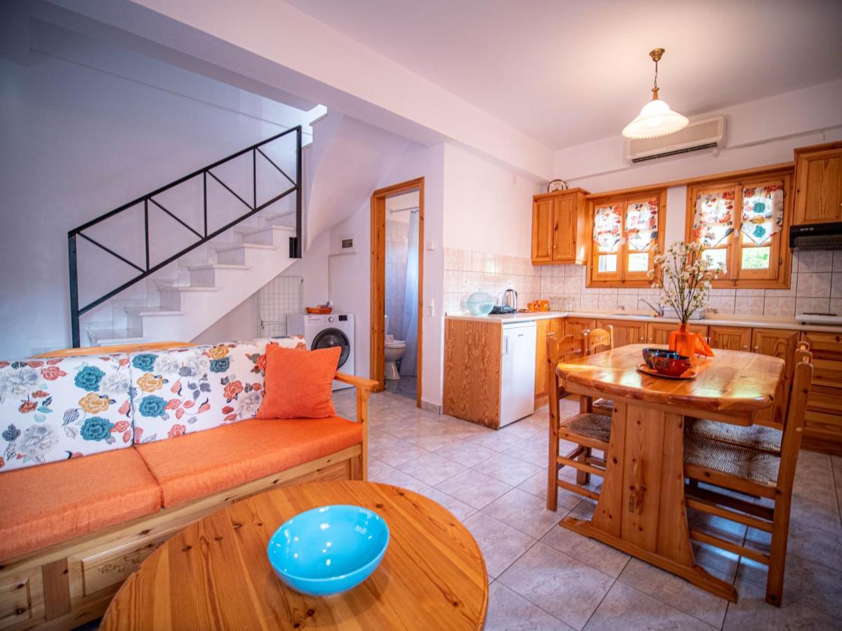 Orange House For Big Families In Damouchari - Delicious Houses Eksteriør bilde