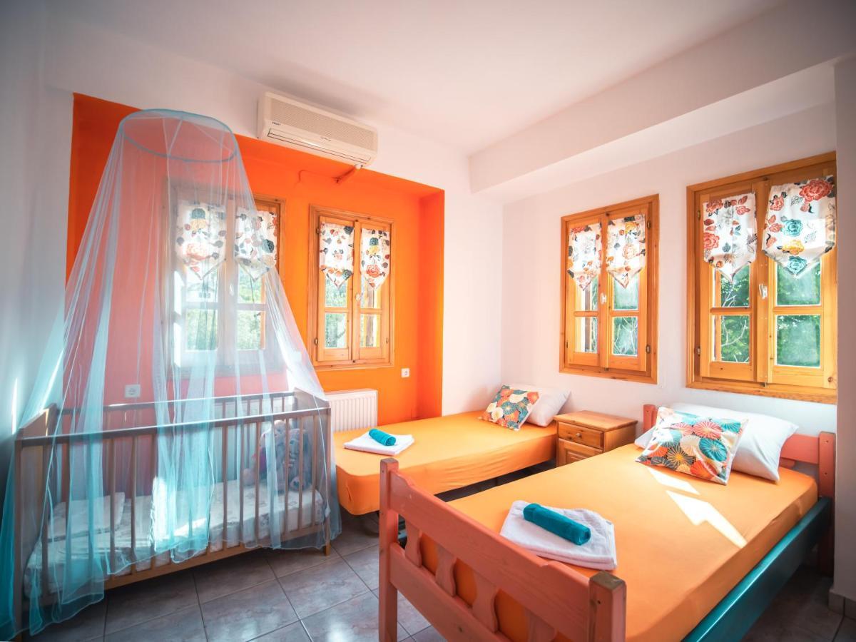 Orange House For Big Families In Damouchari - Delicious Houses Eksteriør bilde